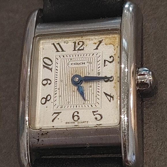 Coach Classic Leather Wrist Watch - Picture 4 of 6